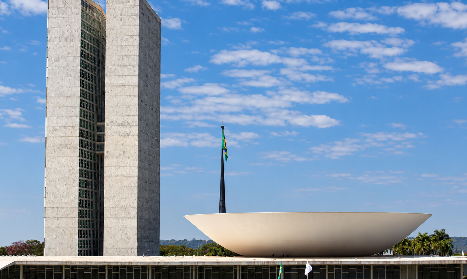 Câmara aprova proposta para ampliar limite do MEI para R$ 140 mil até 2028