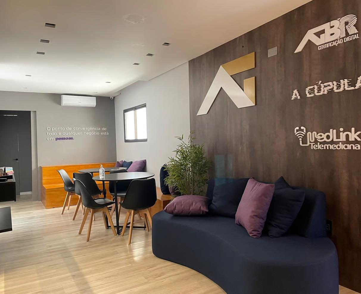 WhatsApp Image 2025-03-20 at 08.49.49 (1)